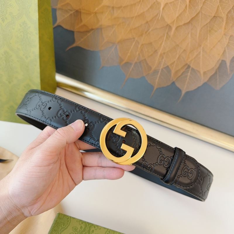 G*u*i belts